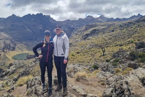 Conquista el monte Kenia: Senderismo por el monte Kenia vía Chogoria, 4-5 días