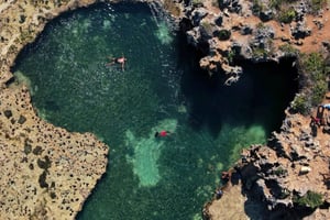 ディアニ ビーチ: プライベート アフリカン プール マップ ガイド付きツアー