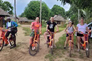 Plaża Diani: Wycieczka po wiosce na rowerze z odbiorem z hotelu