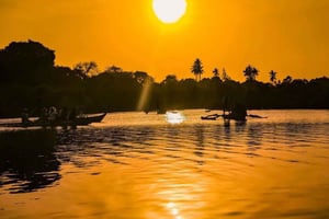Diani: auringonlaskuristeily Kongon joella, Kayamba ja Galun ranta