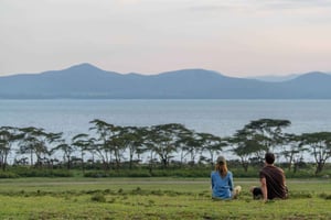ナイロビ発：ナクル湖とナイバシャ・プライベートサファリ2日間