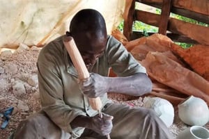 Кисии: мастер-класс по резьбе по табака