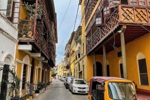 Момбаса: город, Форт Иисуса, Старый город и рынок специй