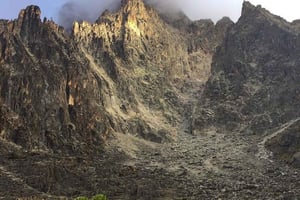 Nairobi: 5-dagars vandring på Mount Kenya med måltider och guide