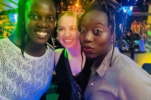 Nairobi: Opastettu pubikierros ilmaisella juomalla