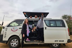 Nairobi: National Park, Elephant Orphanage, & Giraffe Center