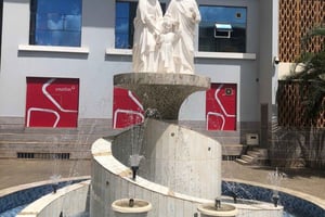 ナイロビ：宗教ガイド付きウォーキングツアー（ホテル送迎付き）