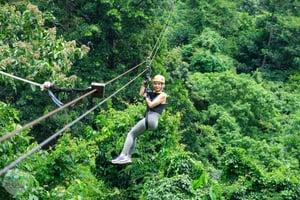 Desde Koh Samui Experiencia en el Café y la Tirolina del Puente del Árbol