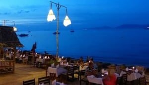 Shades Beach Restaurant & Wine Bar