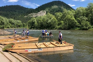 Krakovasta: Dunajec-koskenlasku ja hotellinouto
