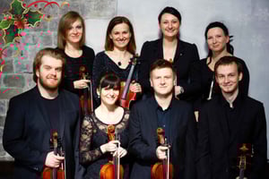 Cracovia: Concierto de Música Navideña con Vino