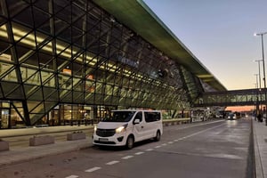 Krakau: Privater Transfer zum/vom Flughafen Krakau (KRK)