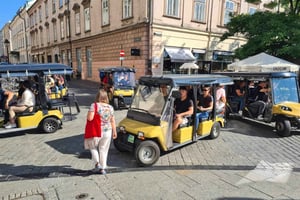 Privat golfbilstur i Gamla stan i Krakow med audioguide