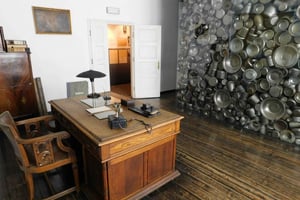 Small Group Schindler Factory and Ghetto Tour with Guide