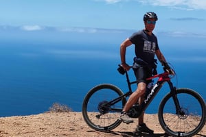 Circuit épique en vélo électrique : du nord au sud, découvrez Lanzarote comme jamais auparavant
