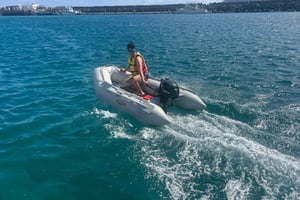 Das Beste daran: Du kannst dein Schlauchboot ohne Führerschein mieten!