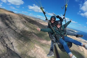 Lanzarote Discovery Paragliding Flight