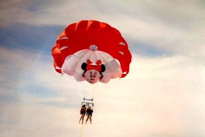 Puerto del Carmen: esperienza di parasailing di 10 minuti
