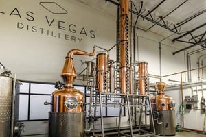 Visita a Las Vegas: Visita a uma destilaria com provas e cocktails