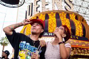 Las Vegas: Fremont Street Experience & Downtown Walking Tour