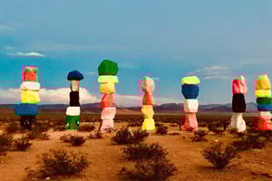 Las Vegas: Mojave, Red Rock Sign en 7 Magic Mountains Tour