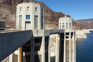 Las Vegas: Small Group Hoover Dam, Power Plant & Bridge Tour
