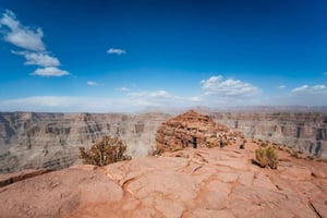 Vegas: Grand Canyon West Rim Tour & Hoover Dam Photo Stop