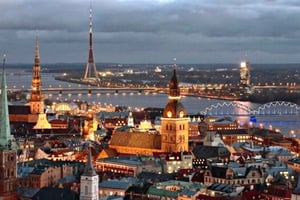 Tour guidato a piedi della città vecchia di Riga, del mercato C e dell'Art Nouveau