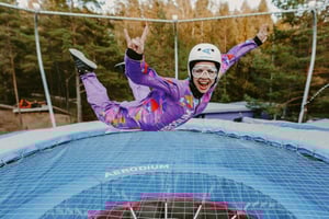 フリーフォールフライト：エアロディウム風洞体験 ラトビア