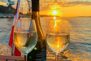 Riga: Båttur på kanalen med drink og lydguide i gamlebyen