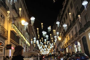 2h Private TukTuk Tour Christmas Lights Free Pickup