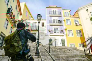 Alfama Photo Walk: Lisbon Photography Tour with a Local