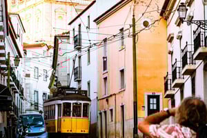 Alfama Photo Walk: Lisbon Photography Tour with a Local