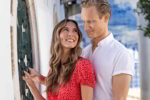 Alfama: Unforgettable Photoshoot Experience with a Local