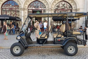 Christmas Lights in Lisbon : Private tuktuk tour