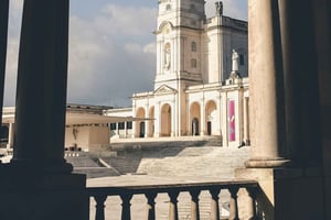 Fátima Spiritual Tour with Souvenir &Shepherds Village Visit