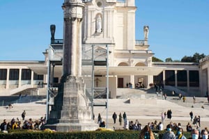 Fátima Spiritual Tour with Souvenir &Shepherds Village Visit