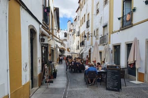 From Lisboa: Evora and Monsaraz Full-Day Tour