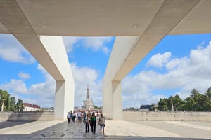 From Lisbon - Fátima, Batalha, Nazaré & Óbidos Full-Day Tour