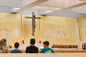 From Lisbon - Fátima, Batalha, Nazaré & Óbidos Full-Day Tour