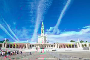 From Lisbon - Fátima, Nazaré and Sintra Guided Tour