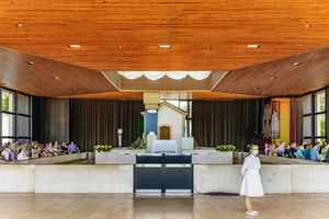 From Lisbon - Fatima Óbidos Batalha & Nazaré Small Group Tour