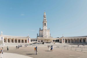 From Lisbon - Fátima Sanctuary, Nazaré & Óbidos