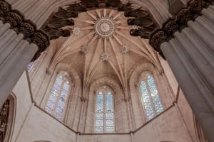 From Lisbon - Guided tour of Fátima, Batalha, Nazaré, and Óbidos