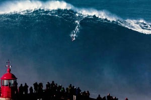 From Lisbon - Nazare Big Waves & Óbidos Small Group Tour