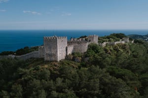 From Lisbon or Sesimbra: 4x4 Tour to Cape Espichel