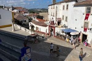 From Lisbon - Private Transfer to Porto with City Stops