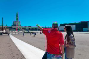 From Lisbon - Small Group to Pena Palace, Nazaré & Fátima