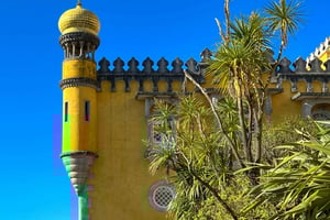 Lisboa: Sintra, Pena, Regaleira, Roca Coast, & Cascais Tour