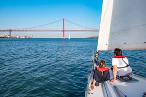 1 or 2-Hour Cruise along the Tagus River
